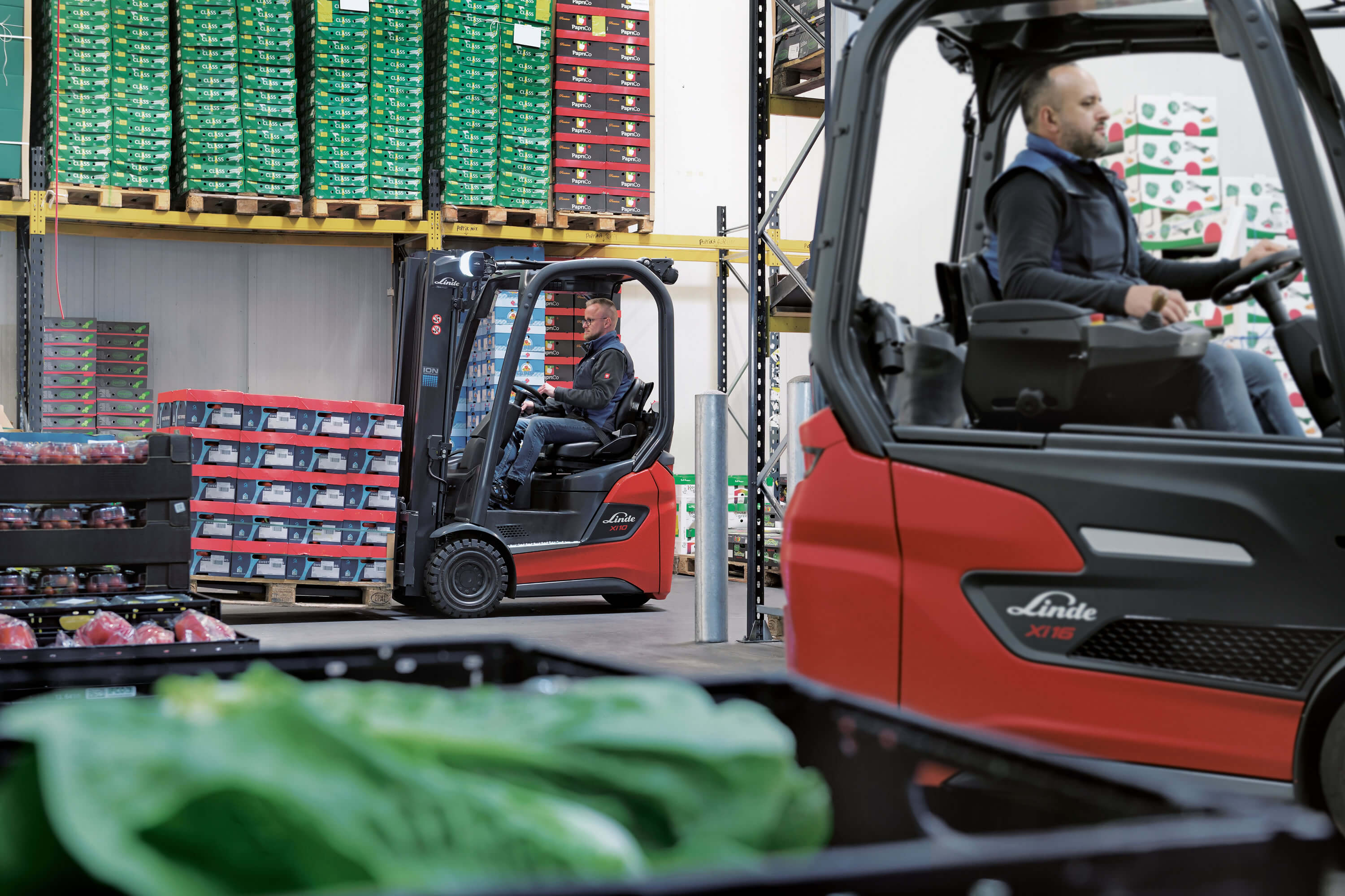 Nieuwe Linde drie- en vierwielheftrucks voor toepassingen binnen en buiten