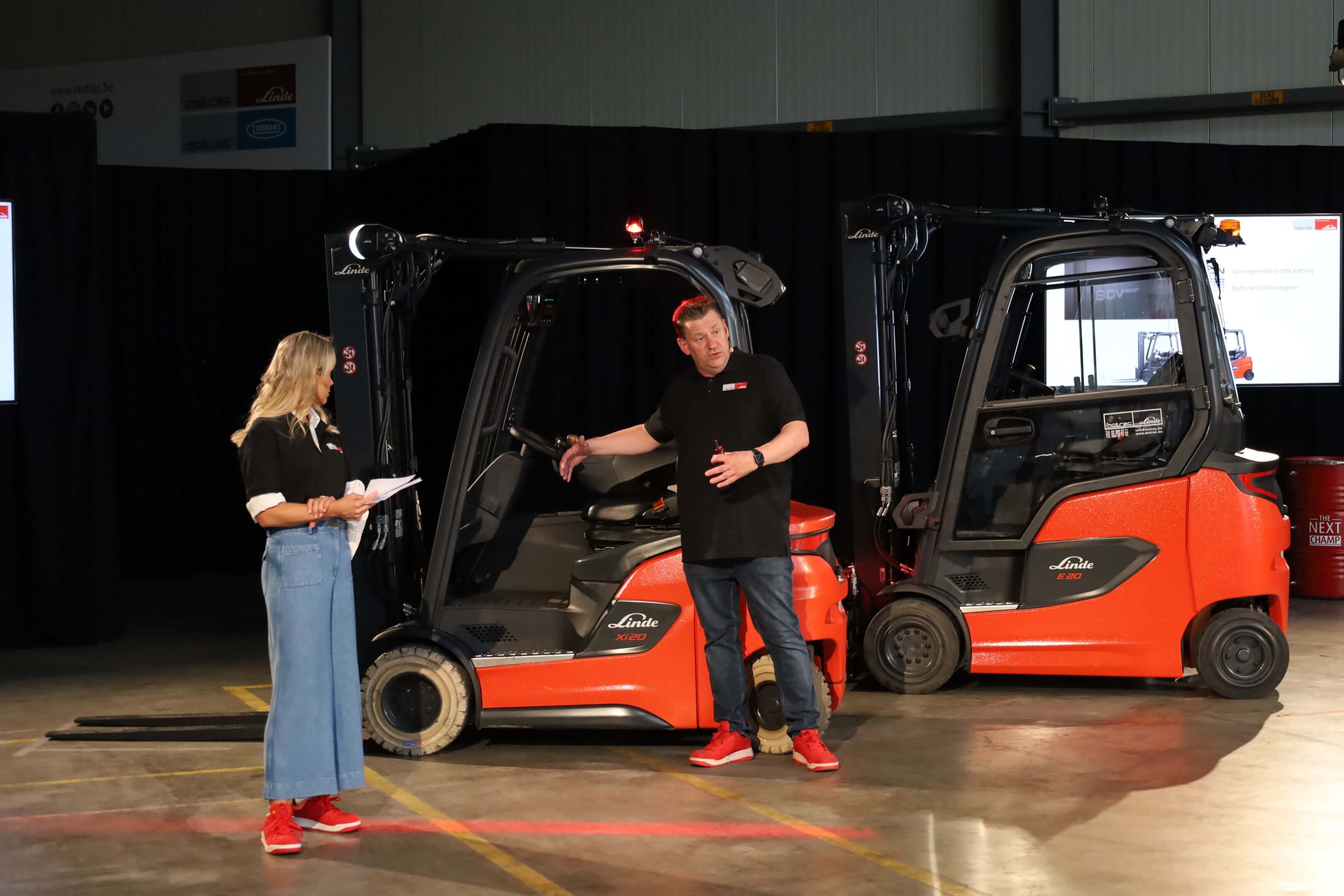 Headerfoto 1251 heftrucks lanceringsevenement van Motrac