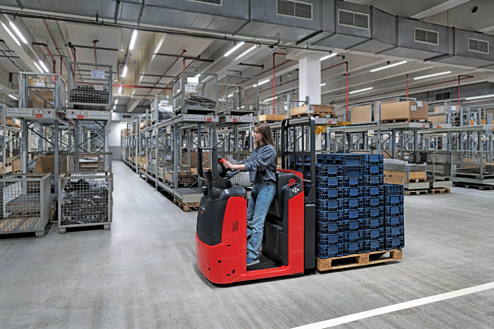 Nieuwe Linde N20 - N25 orderpicktrucks met lithium ion geintegreerd
