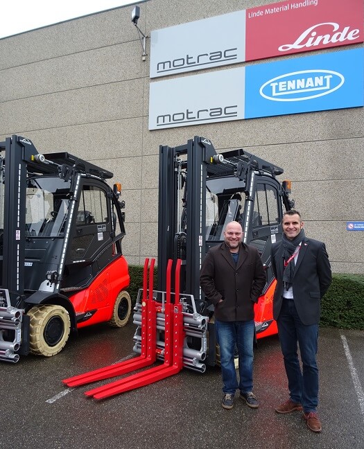 Pascal Libens voor Linde heftruck luminous bright red
