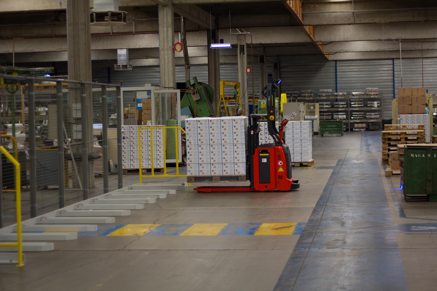 Linde L-Matic met pallet