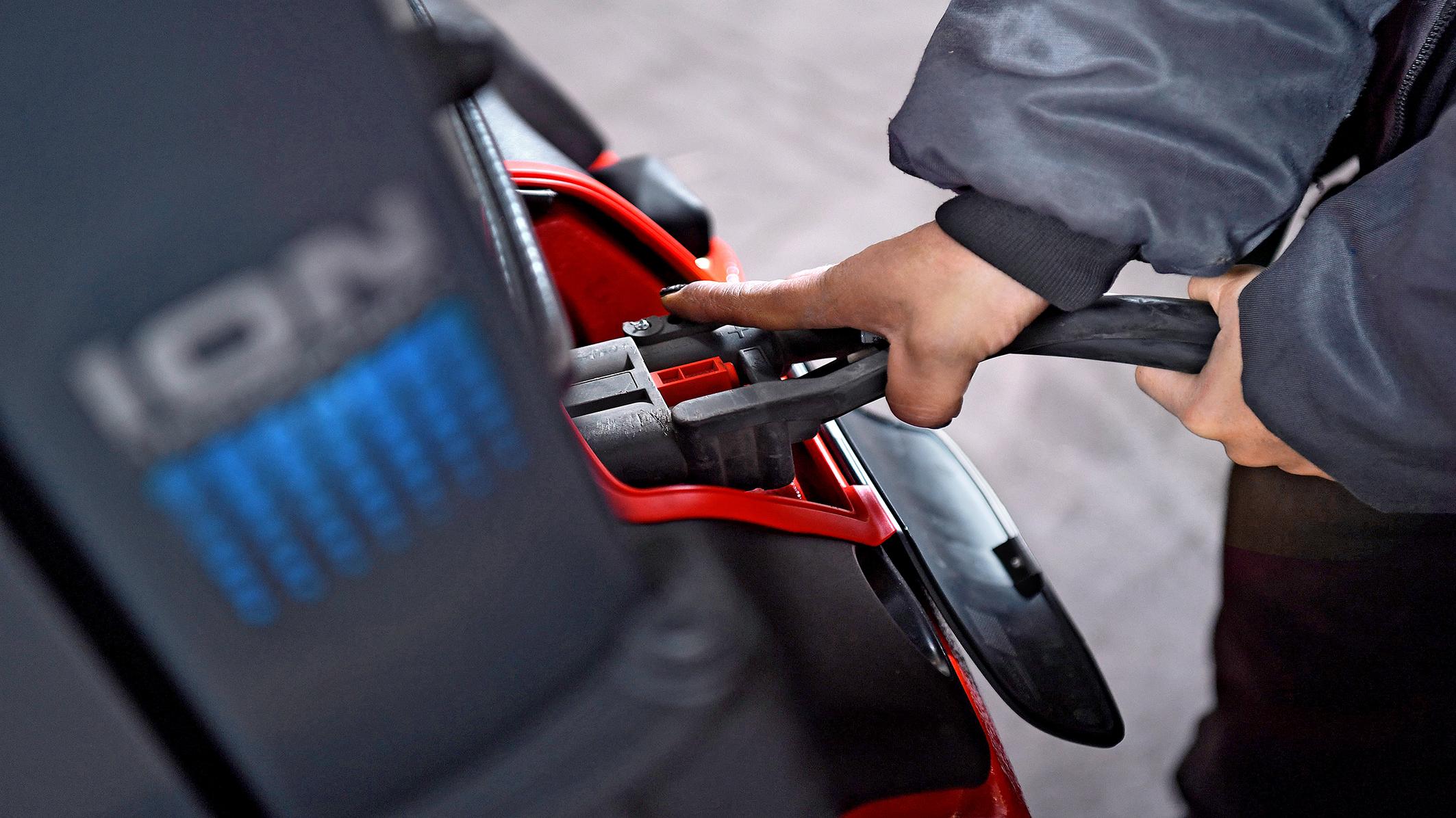 Linde E16 lithium ion opladen